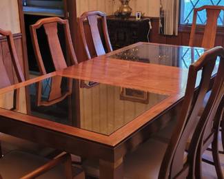 Dining table and 8 chairs