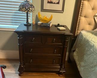 2 Universal Mahagony Bed Tables