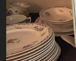 10 pc setting plus serving ware of Vintage 1949 Syracuse Ivory FlowersLady Louise