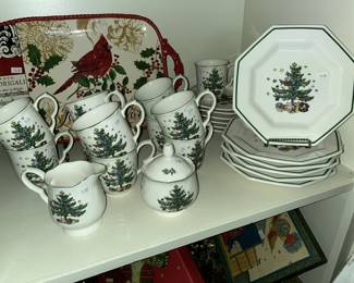 Christmas breakfast set by Nikko of Japan .