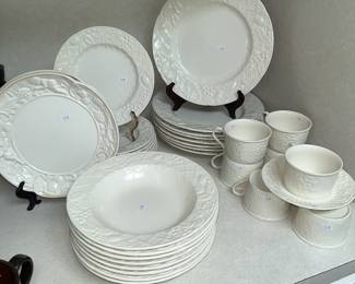 Mikasa "English Countryside" dinnerware