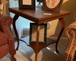 Refinished antique oak parlor table