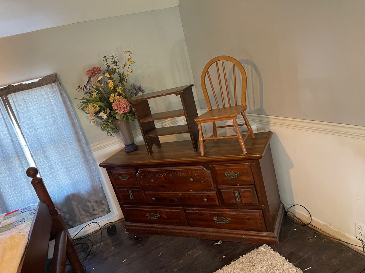 Sherman Estate Sale in Vichy, MO starts on 7/5/2024