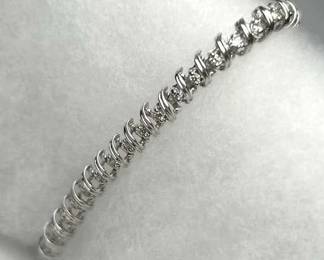 14k White Gold Diamond Tennis Bracelet