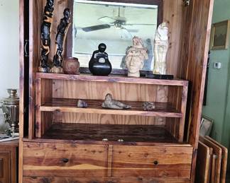 Large cedr Television armoire