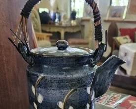 Chinese tea pot