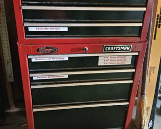 Craftsman roll away tool chest