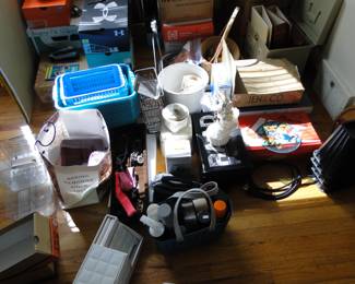 On the right is bed risers