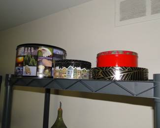 Cookie tins