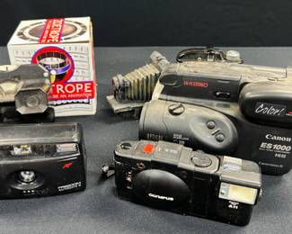 Old Cameras and Photographica