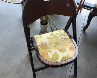 folding wood chair
