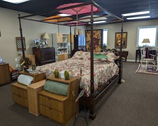 King Size Canopy Bed