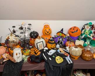 Halloween Decor