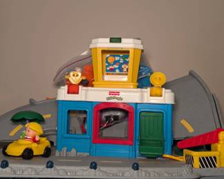 Fisher Price Little People Playset