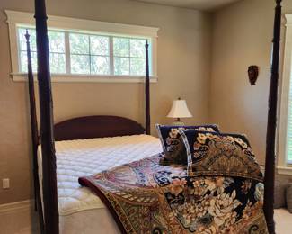 Handcarved Four Poster Bed #2 North. Carolina. Clean and Wonderful.  Comforter Set. 