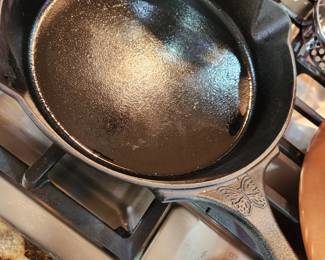 Pioneer Woman Cast Iron 