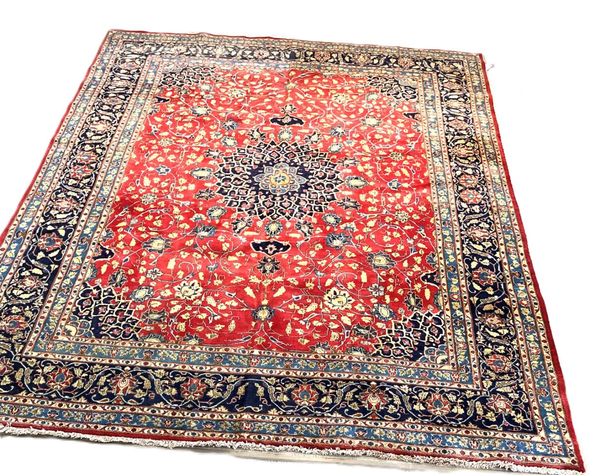 heriz oriental rugs auction in Cincinnati, OH starts on 7/13/2024