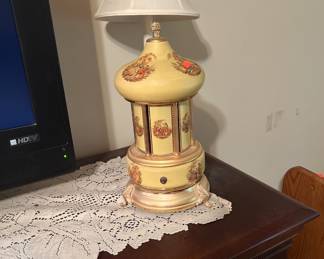 Vintage Reuge Lipstick Cigarette Music Box Carousel 