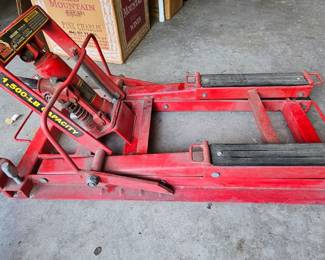 Torin Big Red Jack 1,500-lb. capacity.