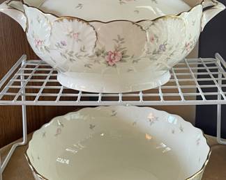 Vintage Mikasa Ivory Bone China “Remembrance”  AB002 Japan-Covered Casserole, Serving Bowl