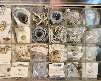 Gorgeous Button Supplies