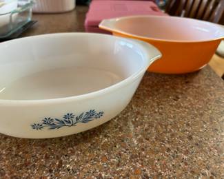 Anchor Hocking Round Casserole Dish with Cornflower Pattern