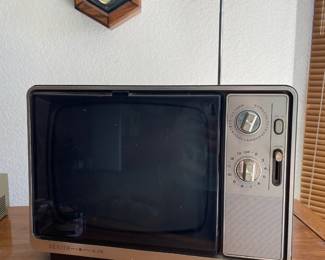 1970's Zenith Solid State Portable TV
