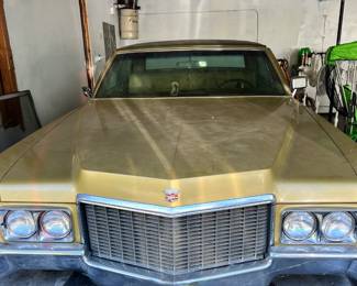 Gold 1970 Cadillac De Ville 
