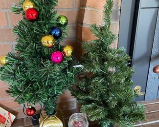 Assortment of Christmas Decor & Ornaments