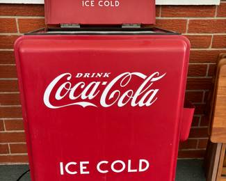 Guaranteed to impress the neighbors at the next pool party.  Icebox envy is a serious issue.