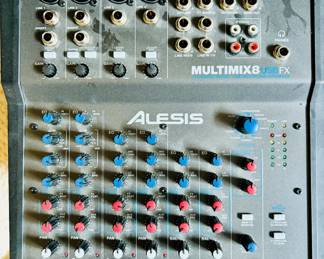 Alesis Multimix8