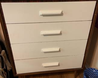 4 drawer chest