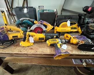 DeWalt