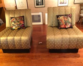 Pair of European Art Deco living room slipper chairs 