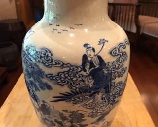 Antique Chinese porcelain vase