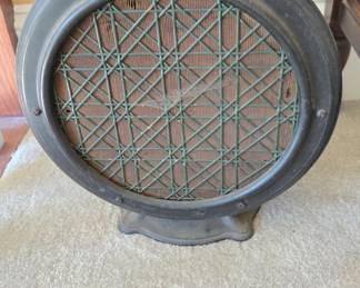 Atwater Kent radio speaker