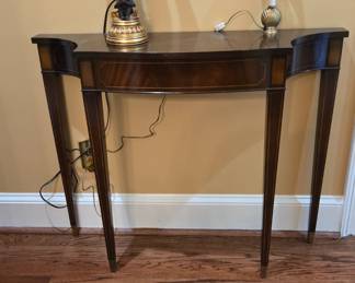 Heppelwhite style inlay console table