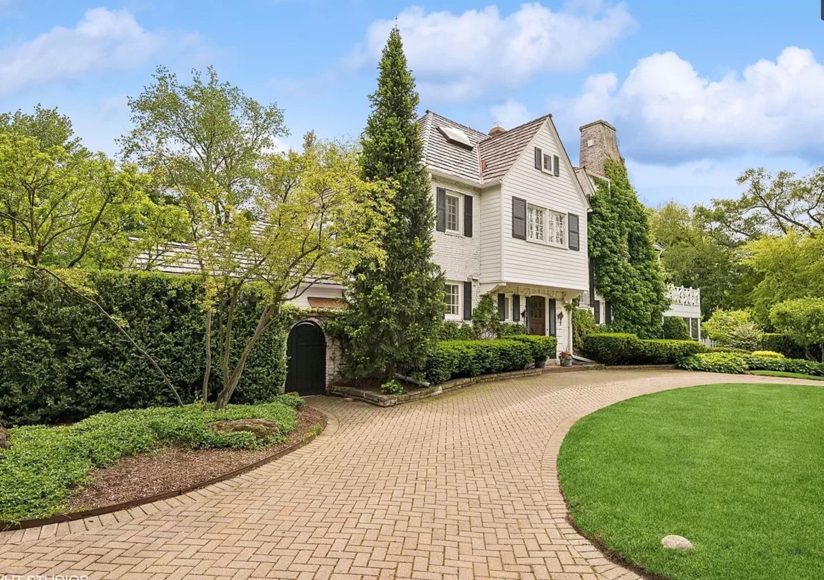 An Enchanting New England Enclave...In starts on 7/20/2024