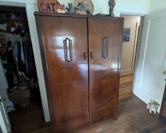 Art Deco Wardrobe 