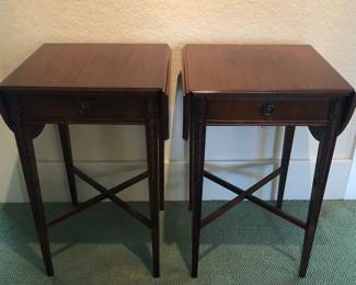 2 Vintage Pembroke Style Drop Leaf End Tables/Night Stands. As shown with leaves closed, each table measures H: 26in | L: 17.1/8in | D: 15.3/4in