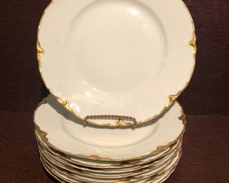 Set of 8 Warwick Porcelain Luncheon Plates