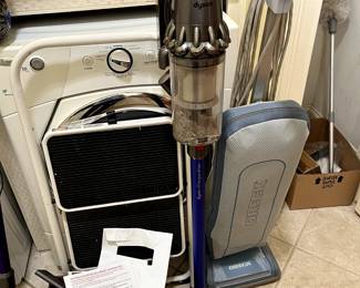 #126 Dyson v11 Torque Drive plus w/attachments & Wall Charger $175.00