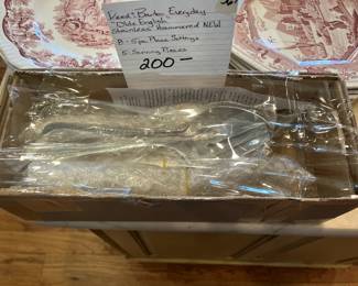 #361 Reed And Barton "Everyday Old English Stainless" Hammered New 8 5pc place setting & 5 serving pieces $200.00
#362 Reed And Barton "Everyday Old English Stainless" Hammered New 8 5pc place setting & 5 serving pieces $200.00