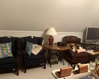 #278 Temple Navy Blue Dotted Wingback Chair $75.00
#279 Temple Navy Blue Dotted Wingback Chair $75.00
#280 Singer Sewing Machine Base W/Wood Round Top - 42" Round x 29"T - You Move Downstairs - heavy $100.00