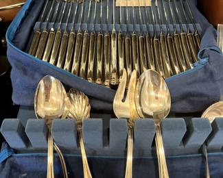 #363 Oneida Stainless 23 place Settings & 9 Serving Pieces $100.00