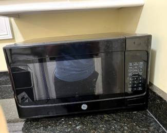 #129 GE Microwave $25.00