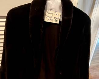#147 Henig Fur Danish Mink Jacket - Size Small $200.00