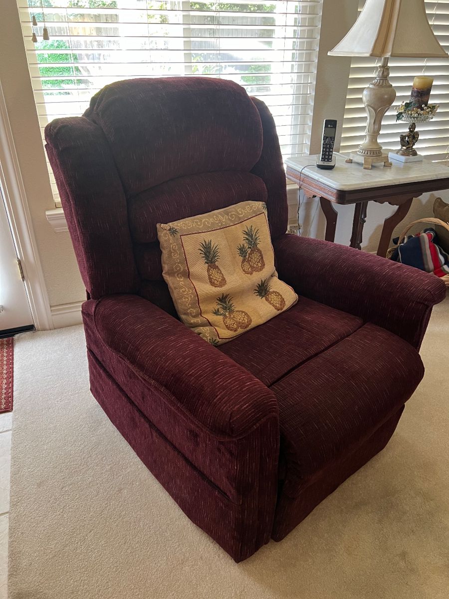 Nice estate sale by alpine in Lodi, CA starts on 7/6/2024