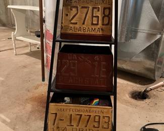 License plate table with drawers