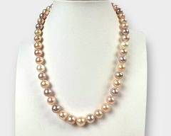 Fine 14k White Gold South Sea 9-9.5mm Round Pastel Pearl 17in Necklace.
